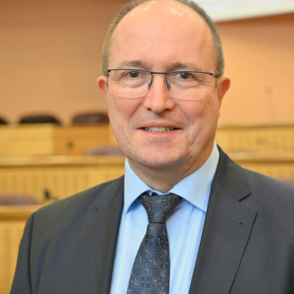 REGION GRAND EST, PRETS PARTICIPATIFS ! Claude Sturni
